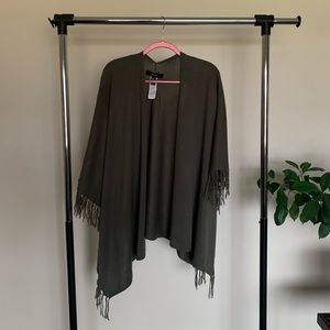 Green Shawl size M/L